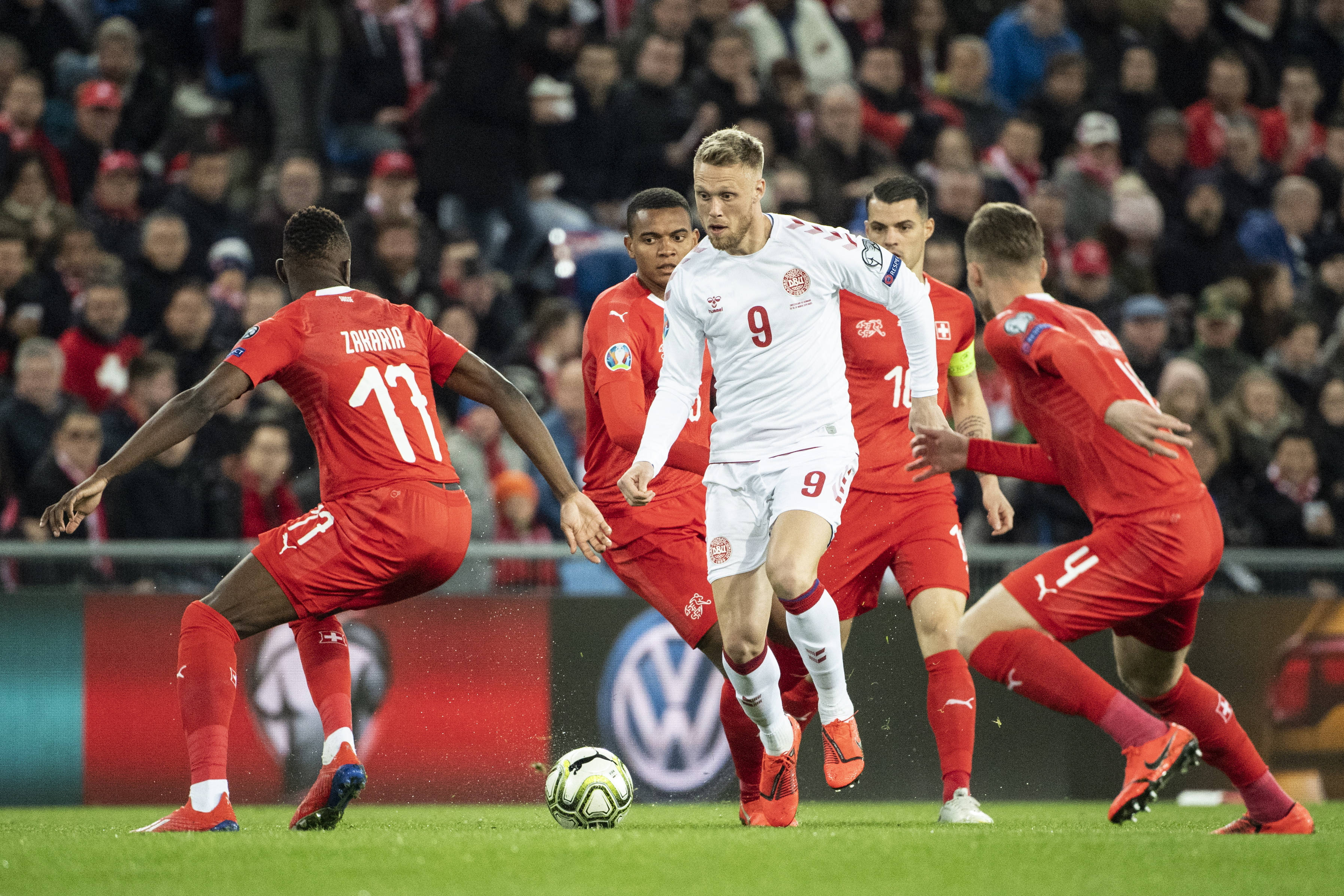 九游娱乐-包含车轮战！欧预赛各队实力均衡，角逐格外激烈的词条