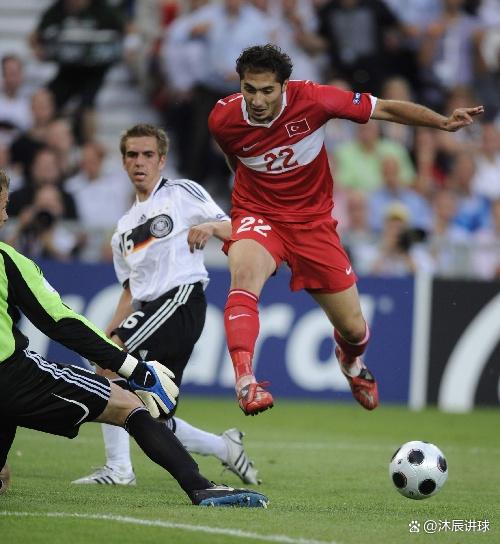 九游娱乐网站-奥地利足球队在最新比赛中获得胜利