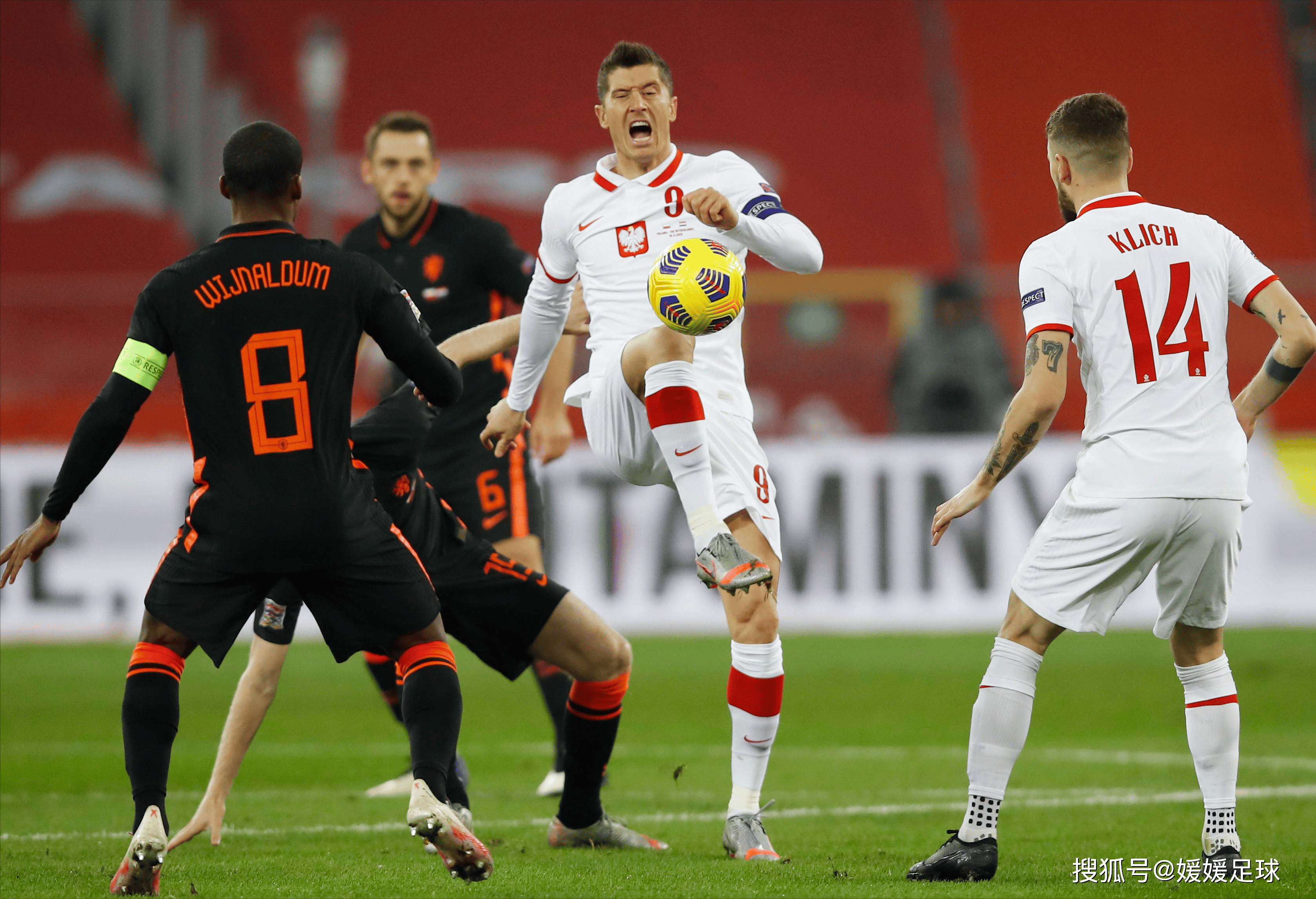 九游娱乐网站-乌克兰队在欧预赛小组表现抢眼