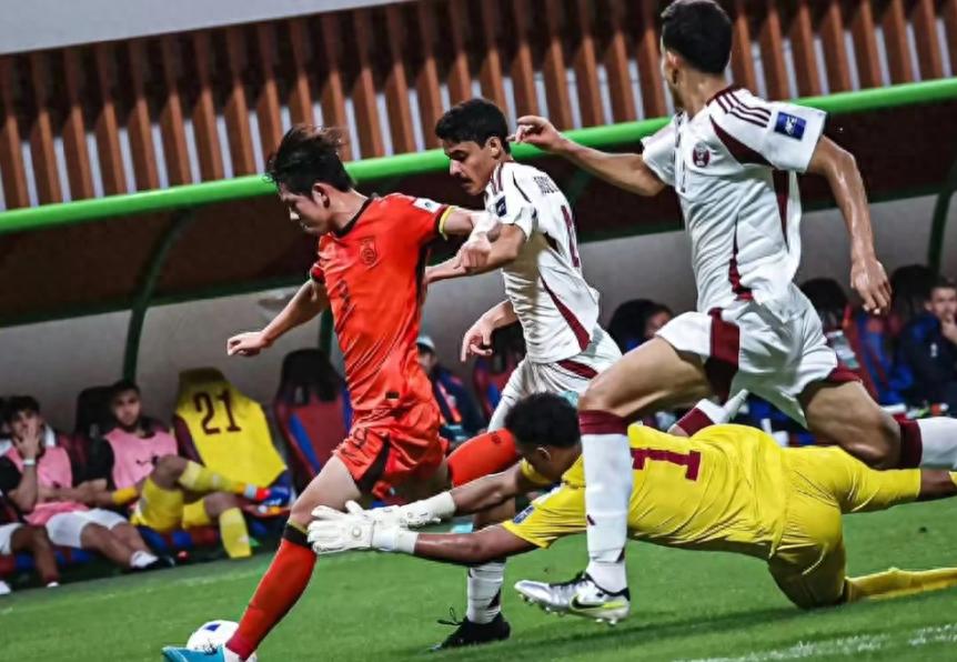 9you娱乐-国内足球赛事激战，球员展现出色表现的简单介绍