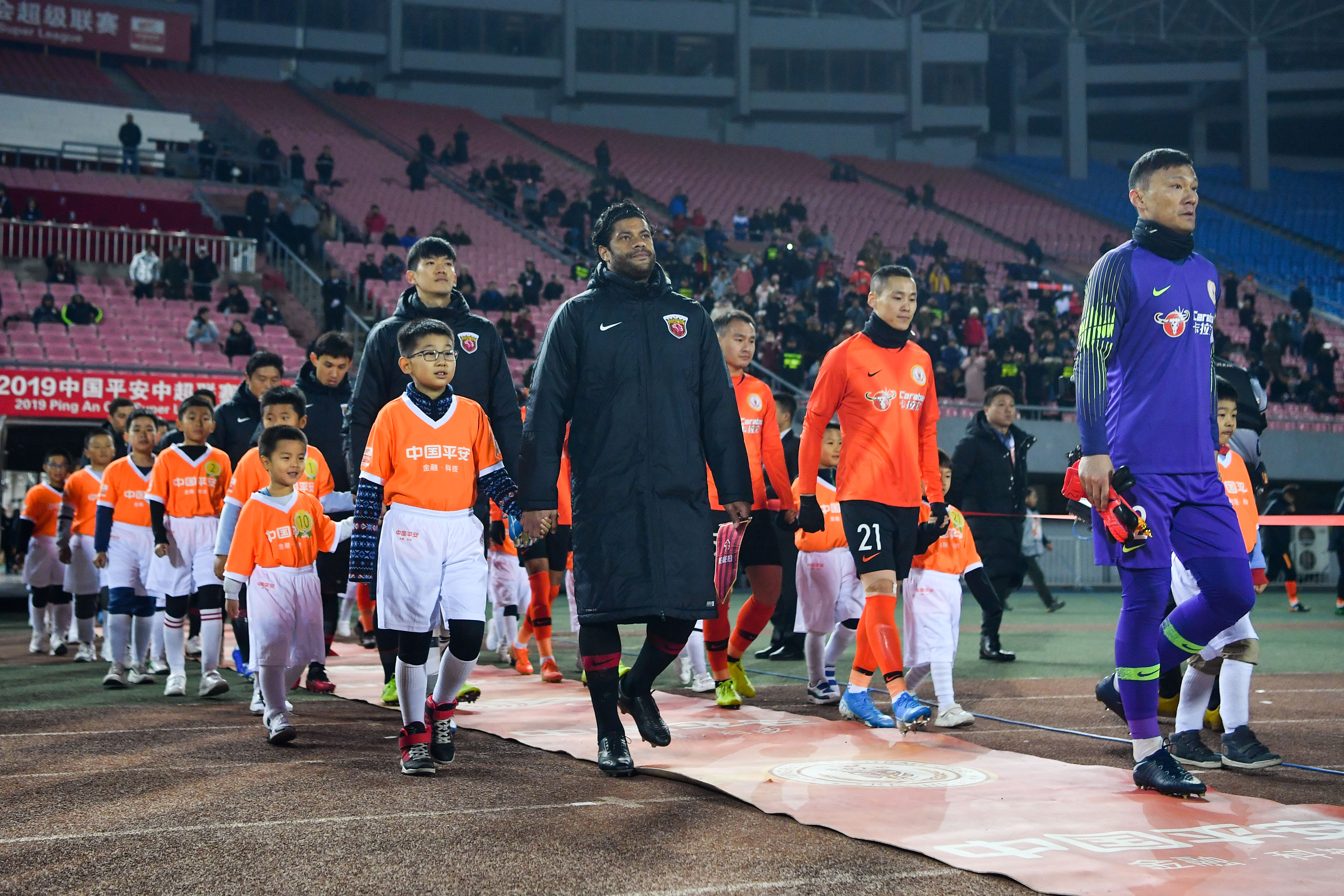 九游娱乐网站-上港主场力克河南建业，积分榜位置略有起伏的简单介绍