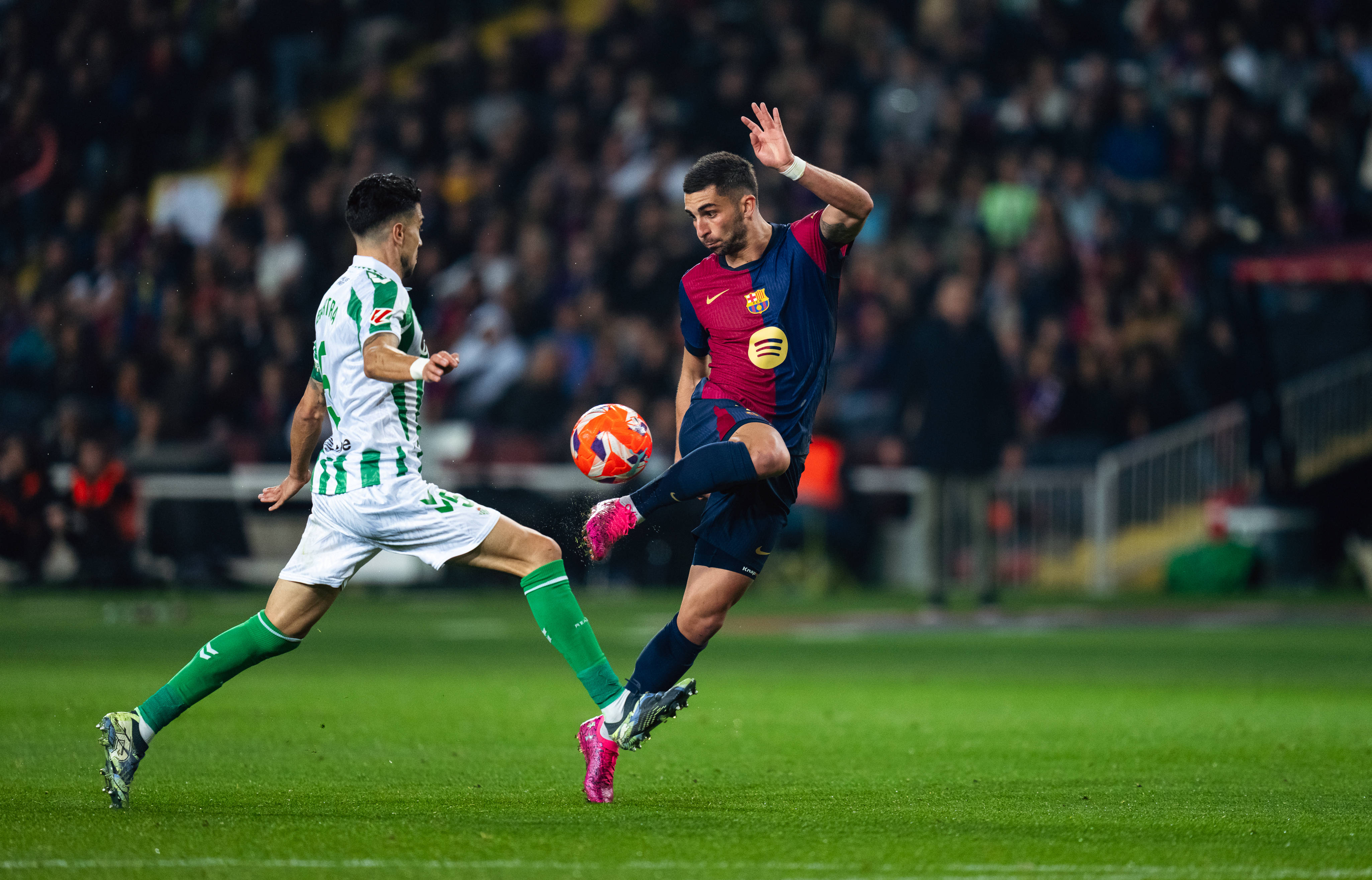 九游体育直播-包含皇家马德里丢掉领先优势,遗憾战平对手的词条