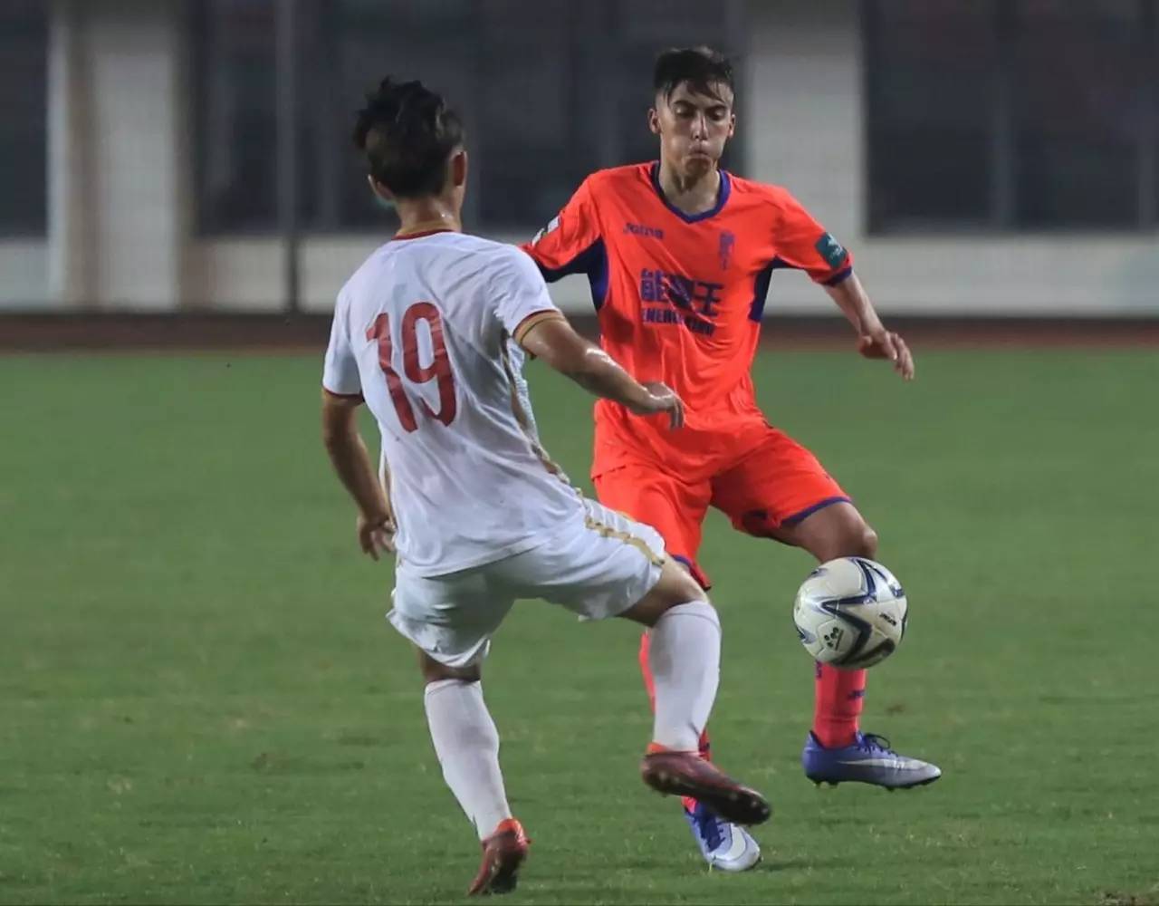 九游官网-格拉纳达连胜场次终结,客场告负的简单介绍