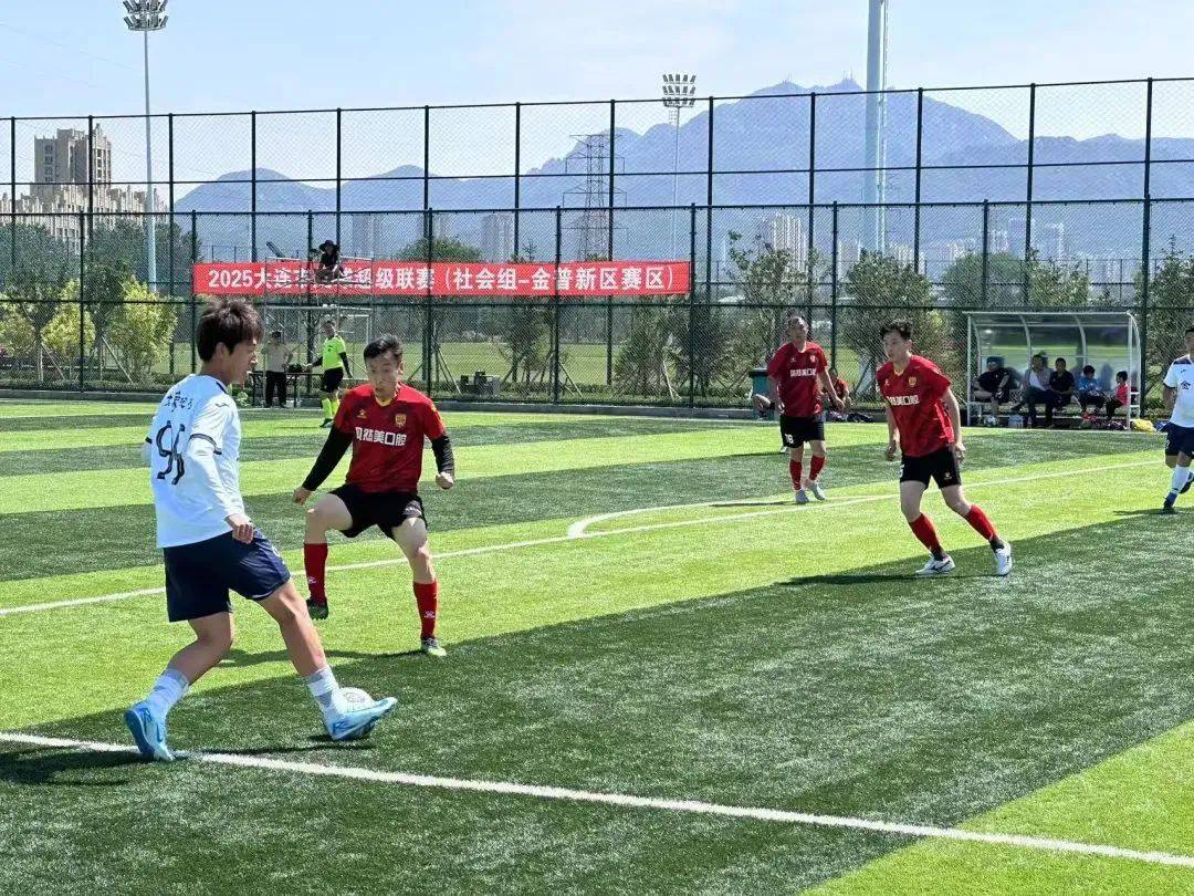 九游娱乐官方网站-强队逐鹿，欧洲赛事备战角逐激烈的简单介绍