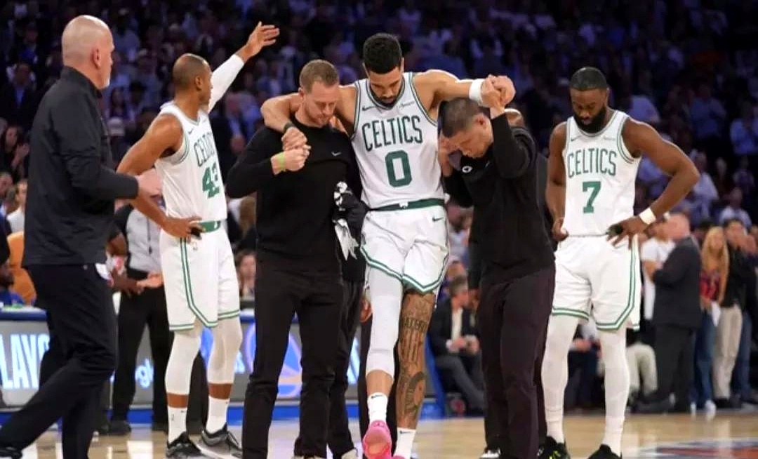 九游体育平台-凯尔特人险胜灰熊,塔特姆全场得分30分