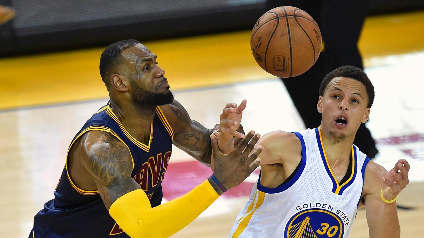 九游APP-湖人险胜江苏队，西亚卡姆高光表现