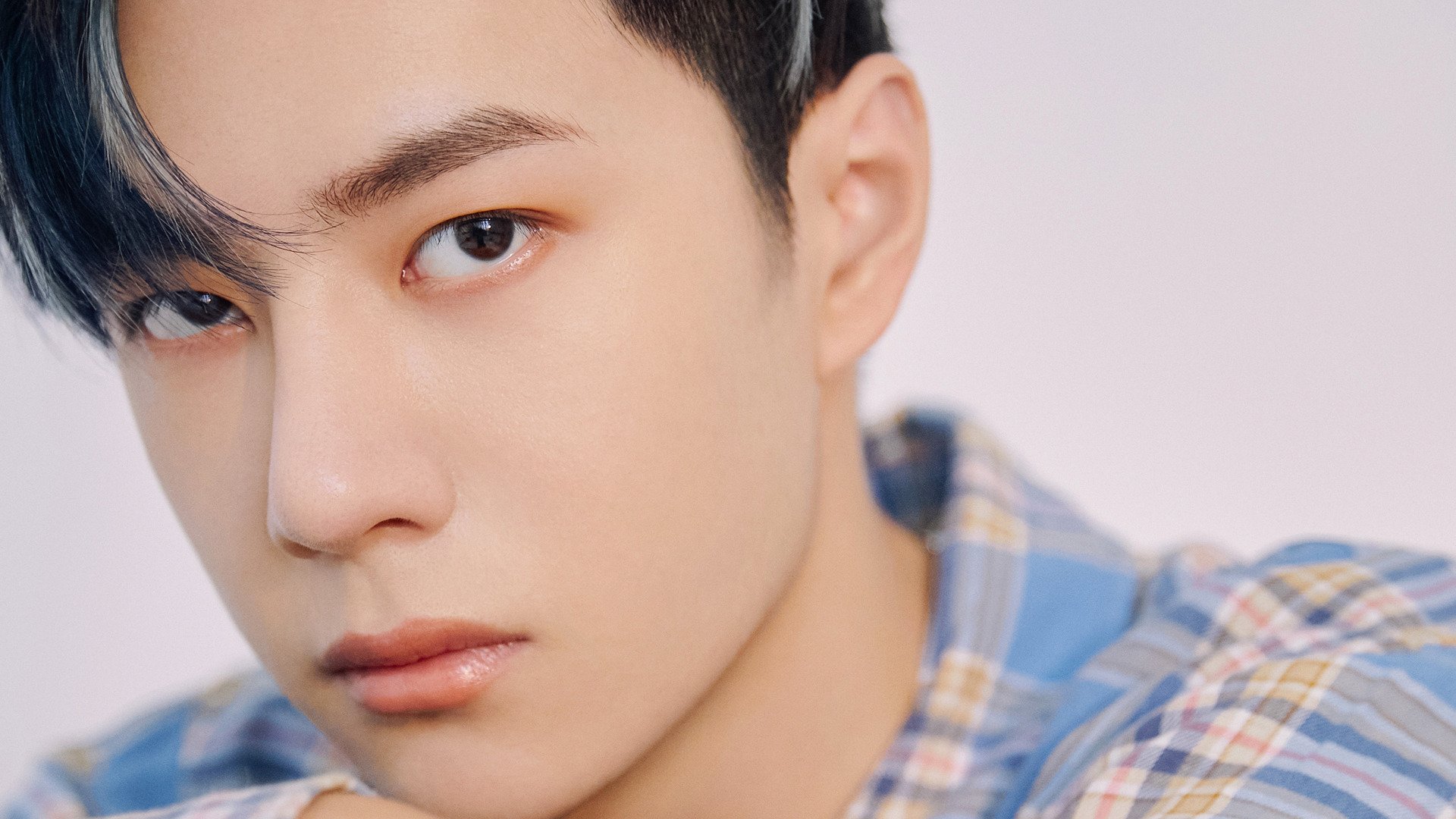 九游官网-突尼斯最后时刻击败勒沃库森，蒂亚戈艺术家般统治全场