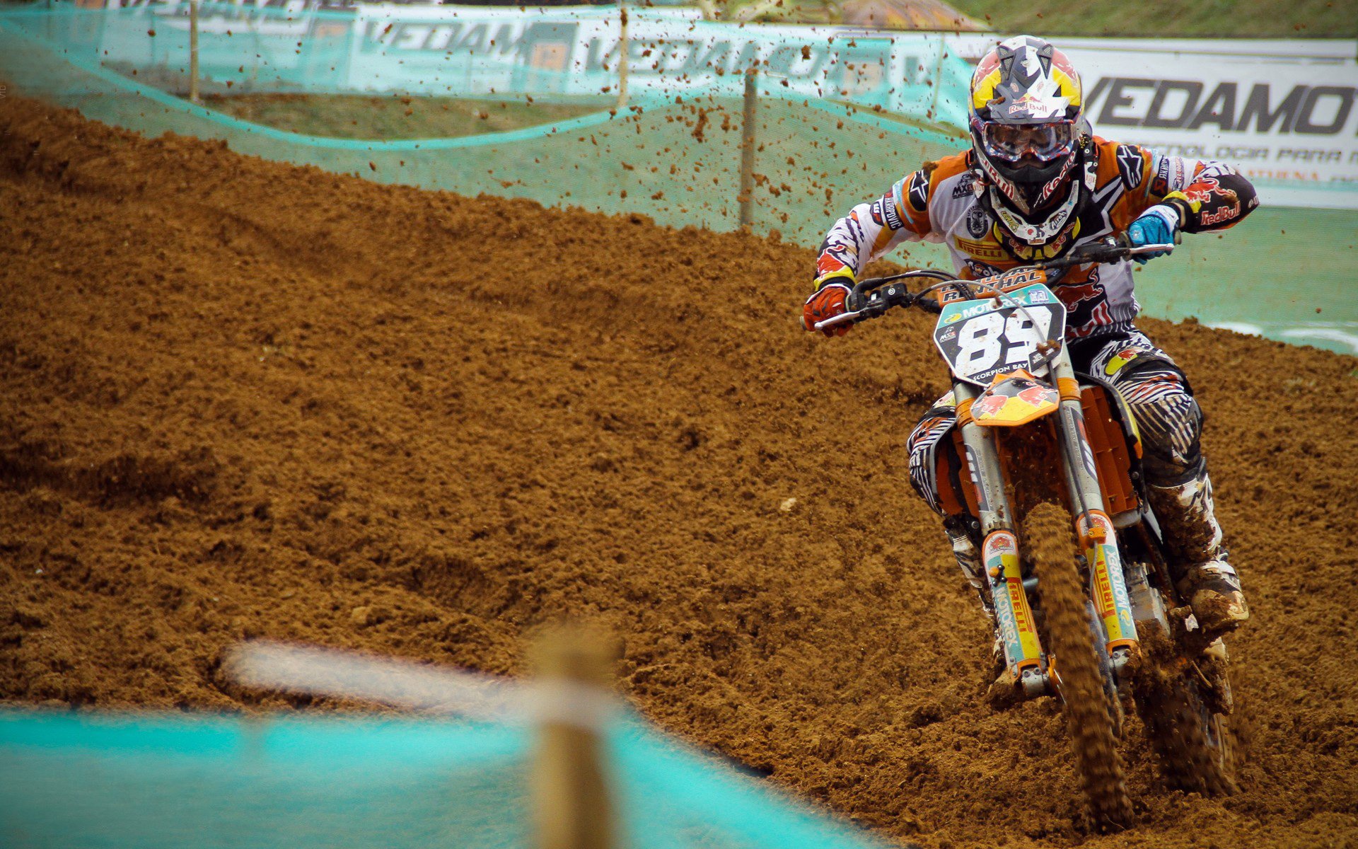 九游体育平台-封锁与射门,全球化浪潮中的双重变奏