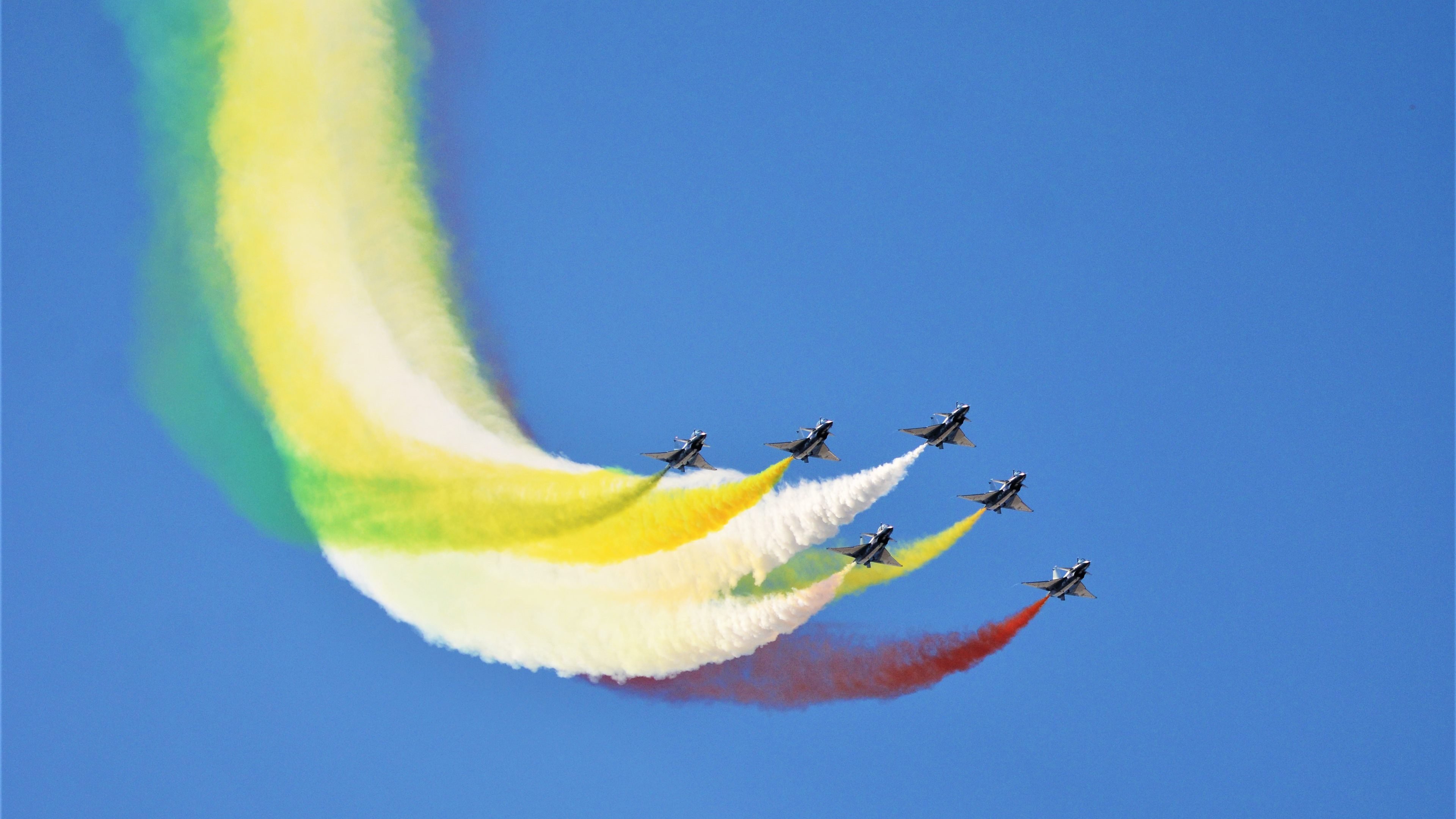 九游官网-马刺新魂末节觉醒,拉梅洛·鲍尔接管时刻与广东队的冰火淬炼